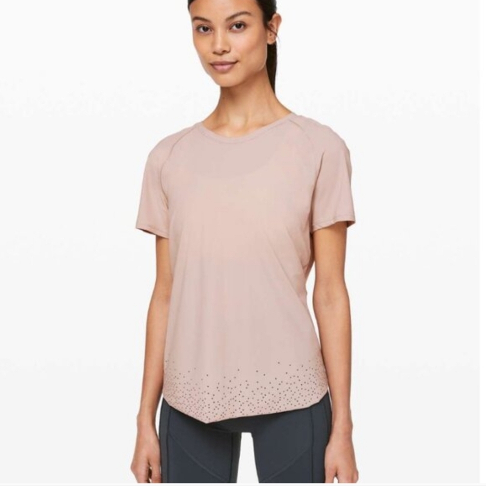 Lululemon Quick Pace Short Sleeve Size 8